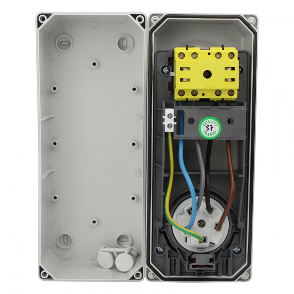 CEE Schaltersteckdose 5x32A IP44 mit Interlock abschaltbar